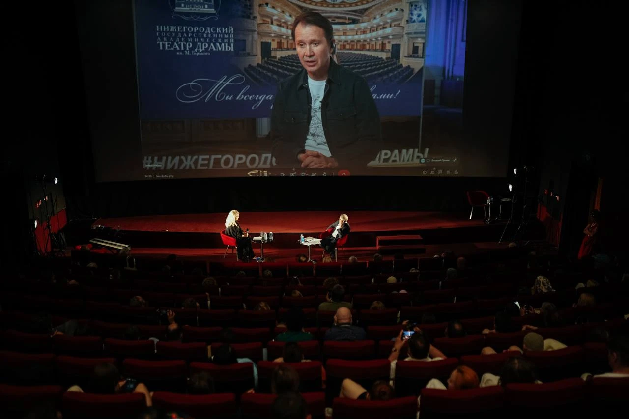 Десятый выпуск фестивального видеоблога: форум «Актер и его мастерство: XXI век» и «Профессор Сторицын»